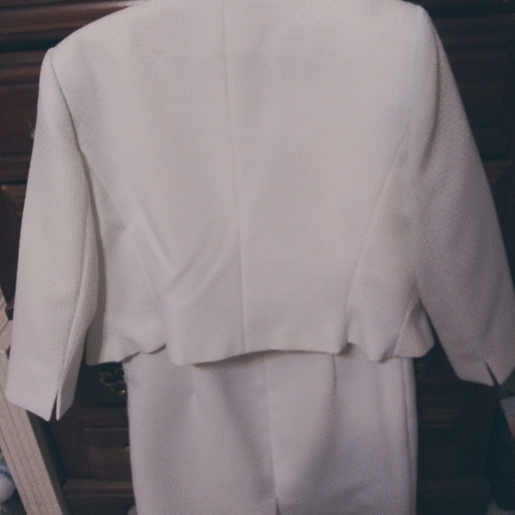 Jacket dress - Picture 3 of 3